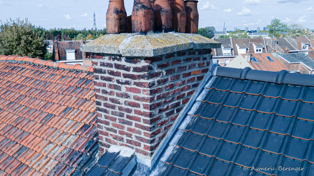 photo toiture cheminée